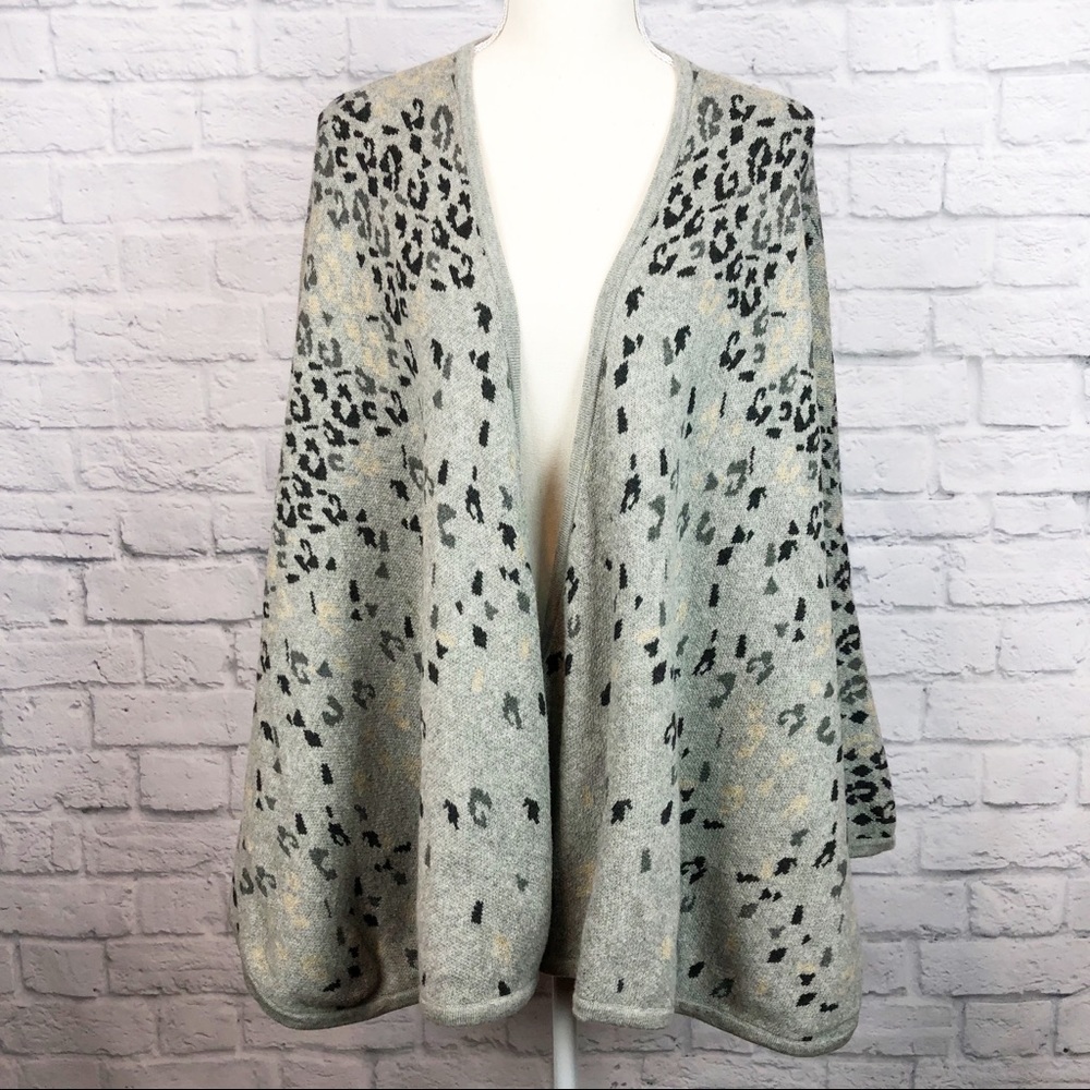 CAbi Gigi Cape Style 3115